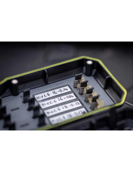 Matrix HLR Pro Hooklength Box Slim 15 Cm