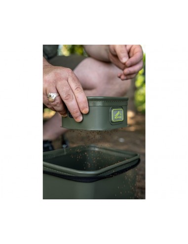 Preston Eva Solid Bait Station