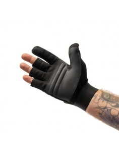 Nash Spot On Casting Glove Right 2