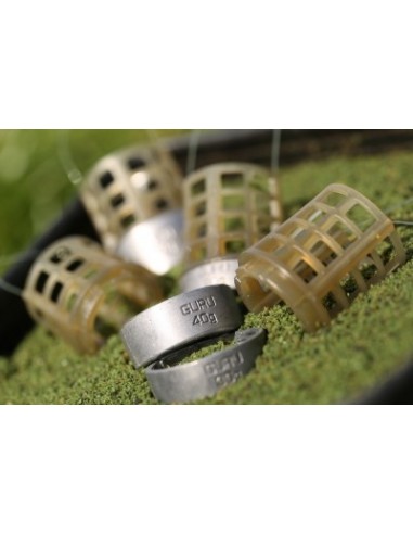 Guru X-Change Distance Feeder Caged Large
