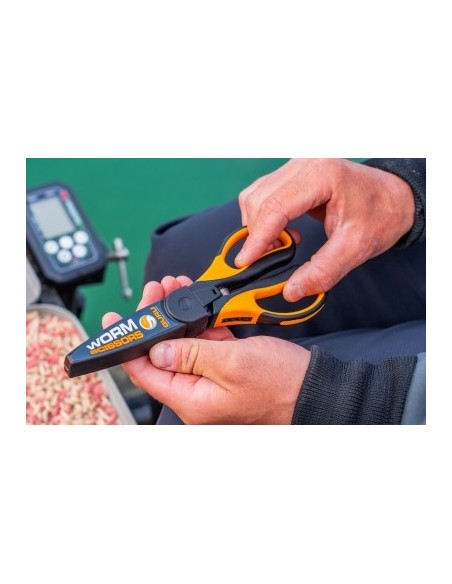 Guru Worm Scissors