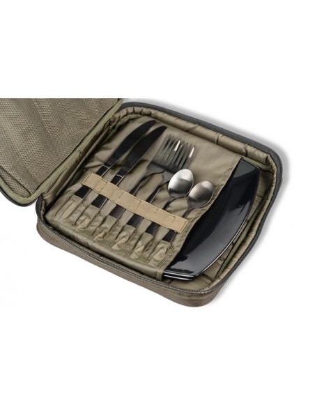 Nash Bank Life Dining Set